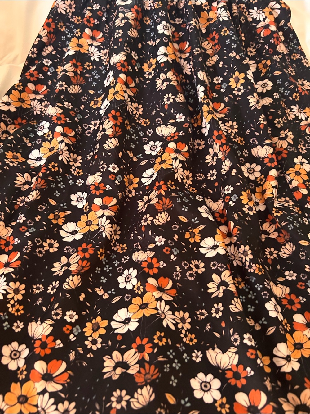 Skirt - Picture 2 of 3